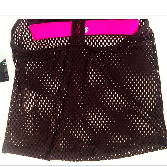 NWT Black Net Workout Tank w/ Built-In Sports Bra - Picture 4 of 8